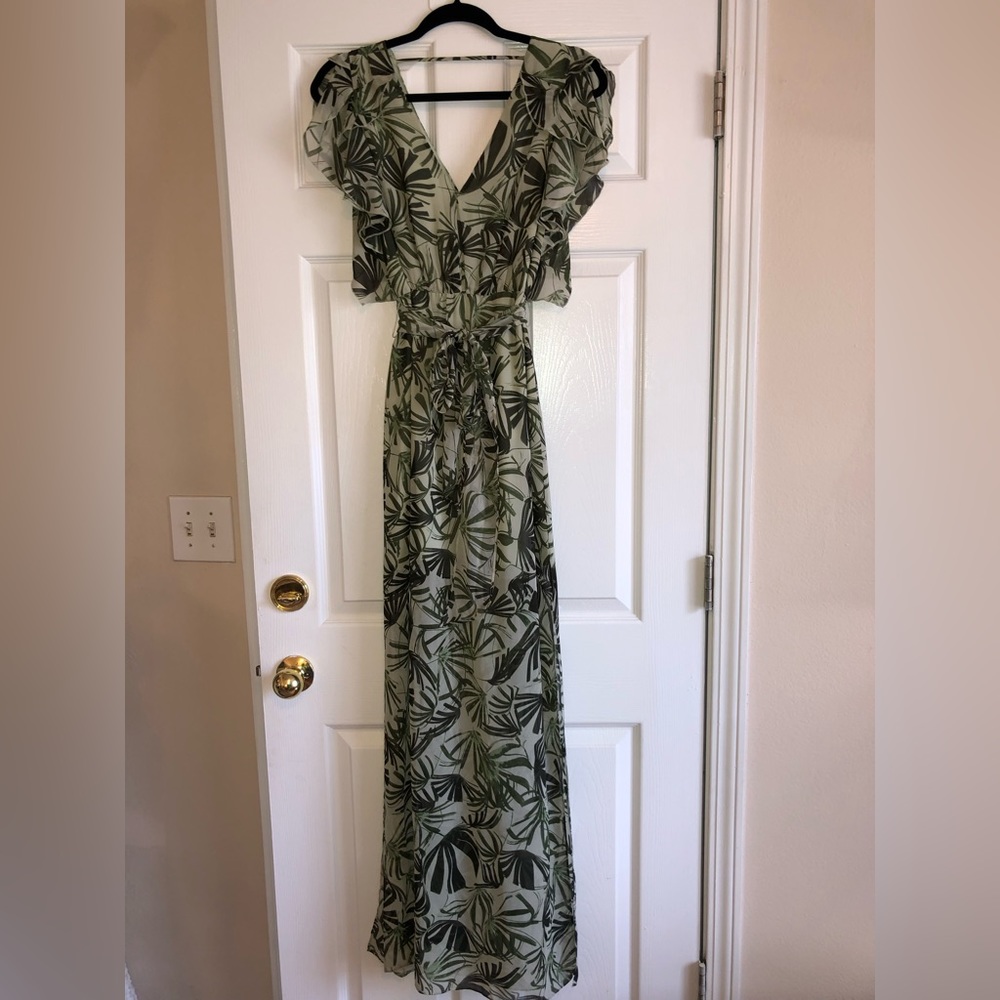 Women’s dress. Halston. Size 4